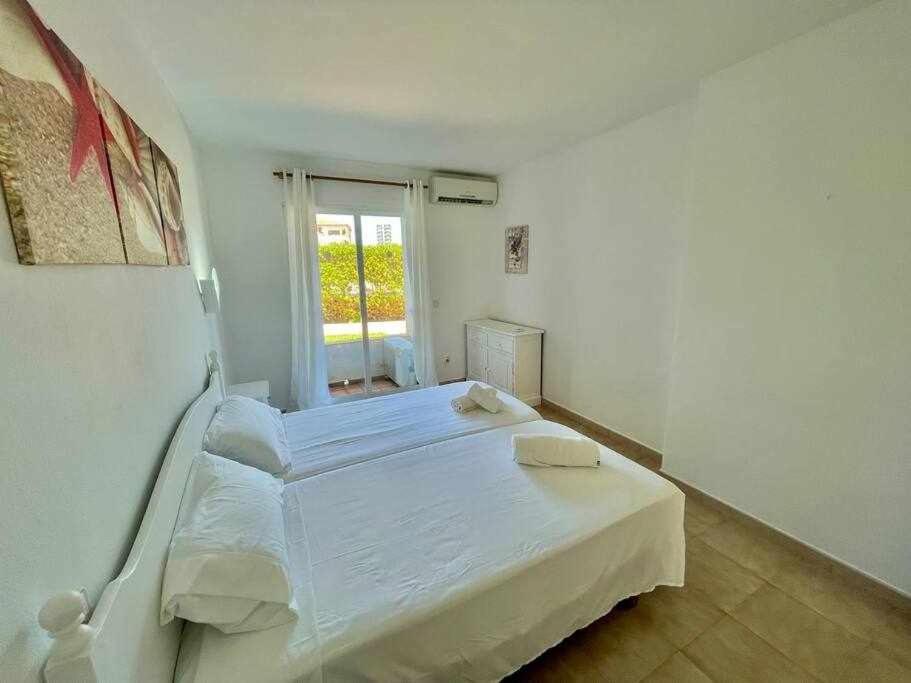 Pura Vida Apartamento Con Piscina Cala'N Blanes  Exterior photo